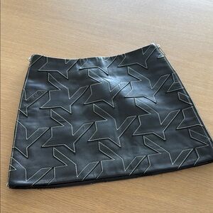 Black 100% lamb leather helmut lang size 2 side zips mini skirt